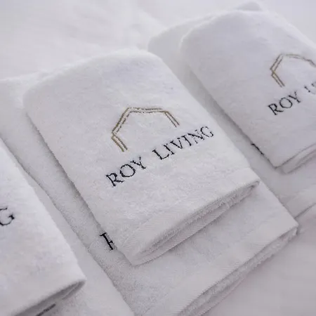 Roy Living アパート