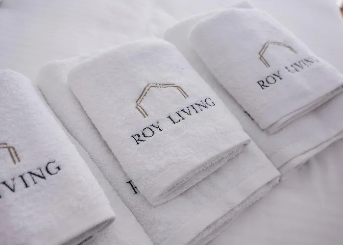 Roy Living 公寓