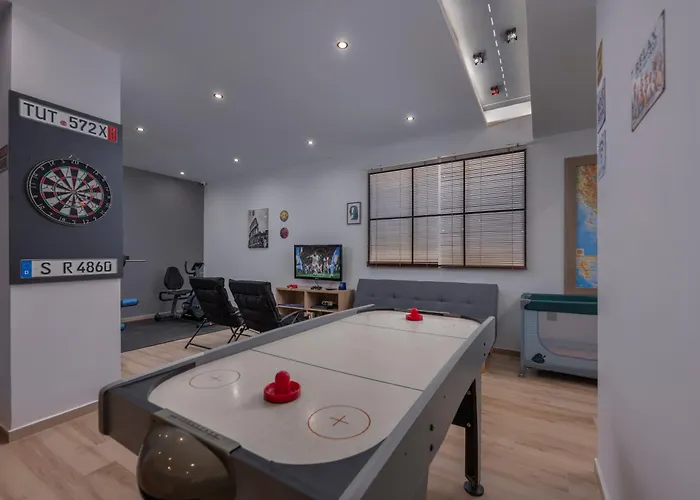 Lejlighed Roy Living *