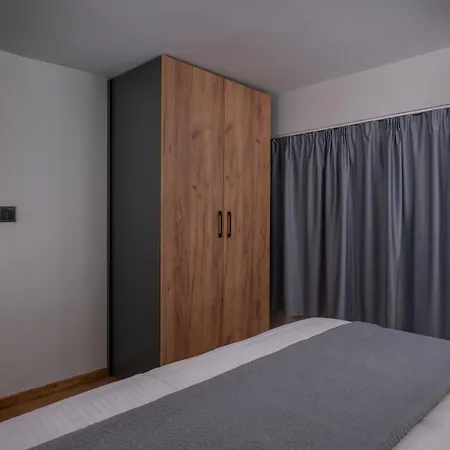 Roy Living 塞萨洛尼基